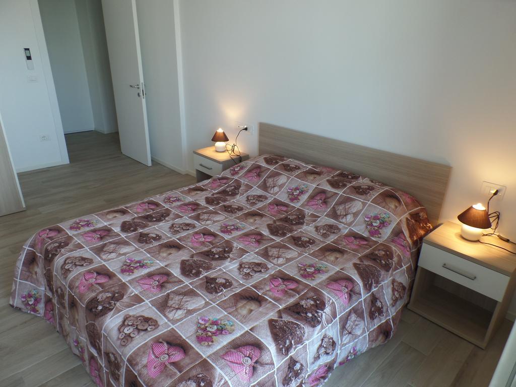 Condominio Giardino Μπιμπιόνε Εξωτερικό φωτογραφία